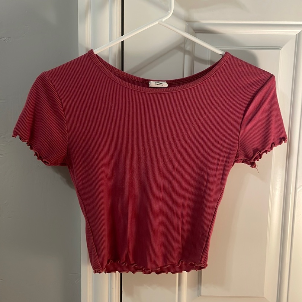 pink crop top in size extra small